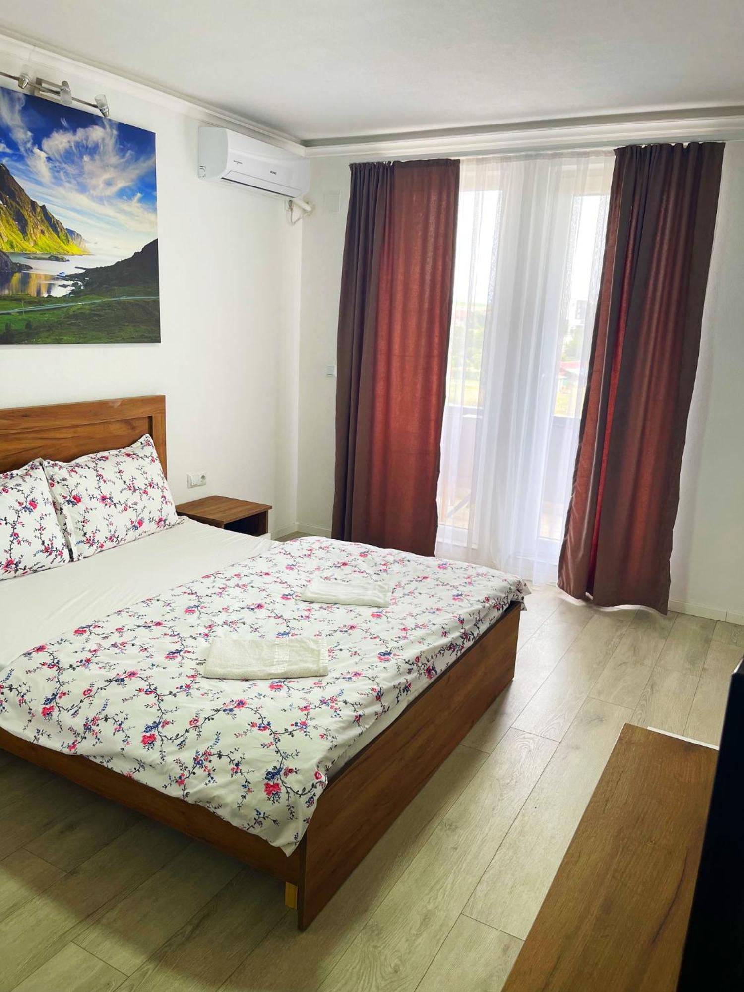 Infinity Plaza Hotel Gjakova Exterior foto