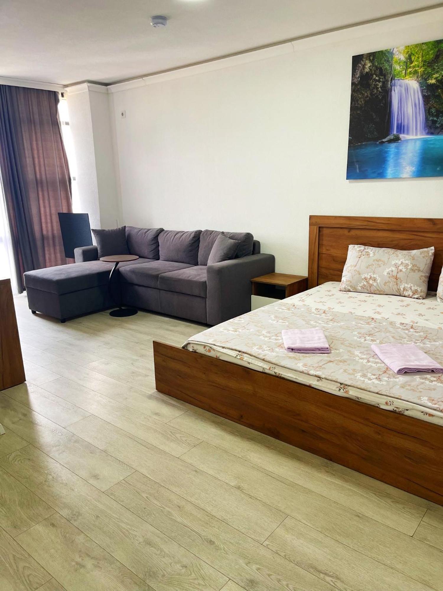 Infinity Plaza Hotel Gjakova Exterior foto